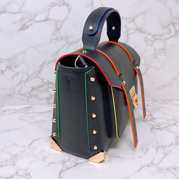 Michael Kors Manhattan Medium Satchel - Picture 2 of 9